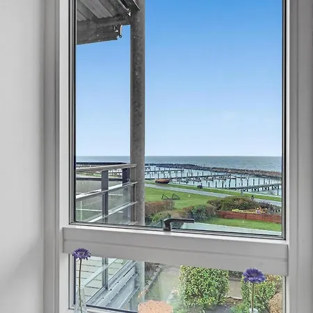 Apartment 1 Bedroom Stunning In Tranekaer *